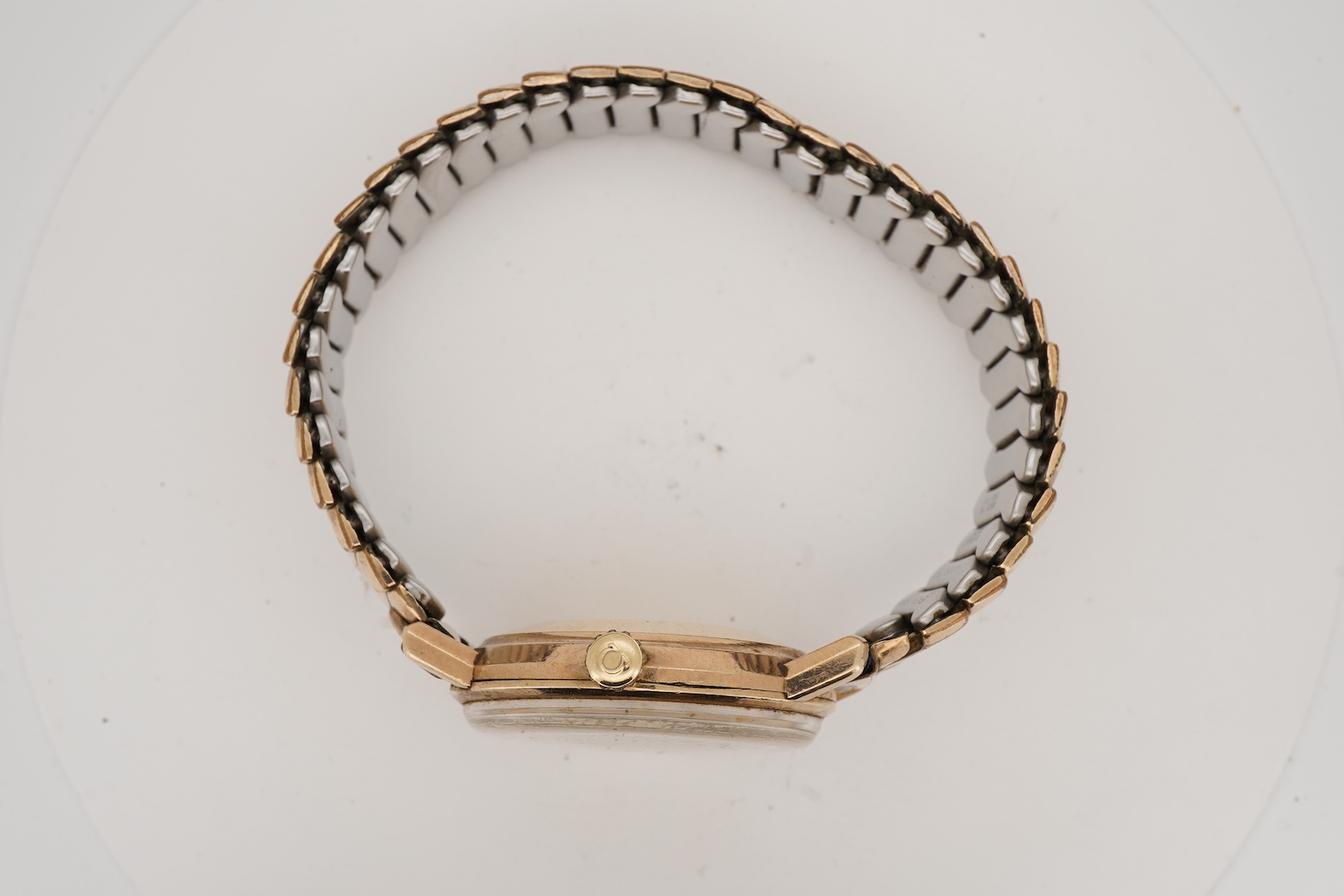 A gentleman's gold Omega Seamaster De Ville automatic wrist watch